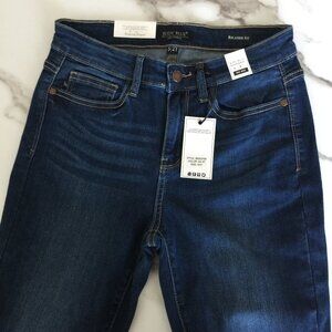 Judy Blue Dark Wash Mid-Rise Relaxed Fit Jeans (Style # JB82227DK)